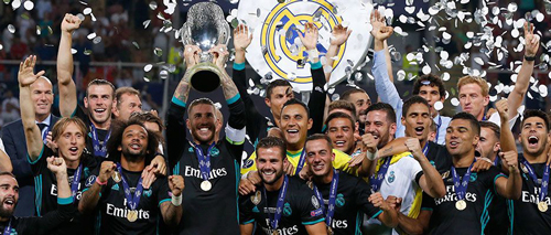 许钟豪挑衅客场球迷，赛后山西近百人围堵广厦大巴喷，朱俊龙圈粉.