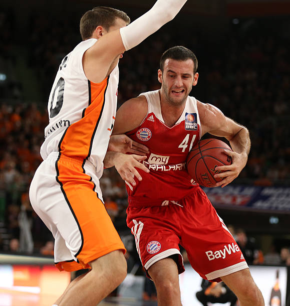 体育设施的 体育设施的