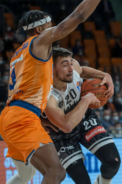 《妖精的尾巴 地下迷城》Switch版今日发售